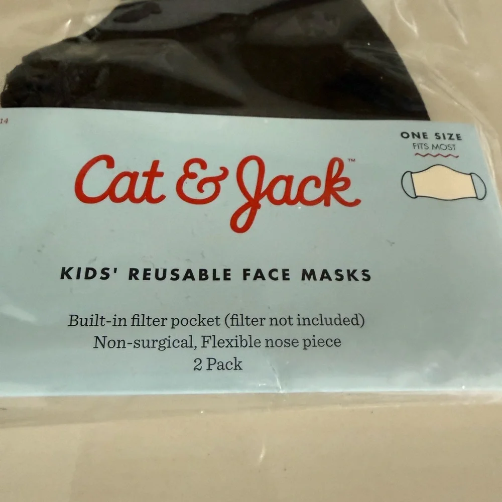 Cat & Jack kids osfm Red Black Plaid Face Masks solid black 8 - 4 packs new